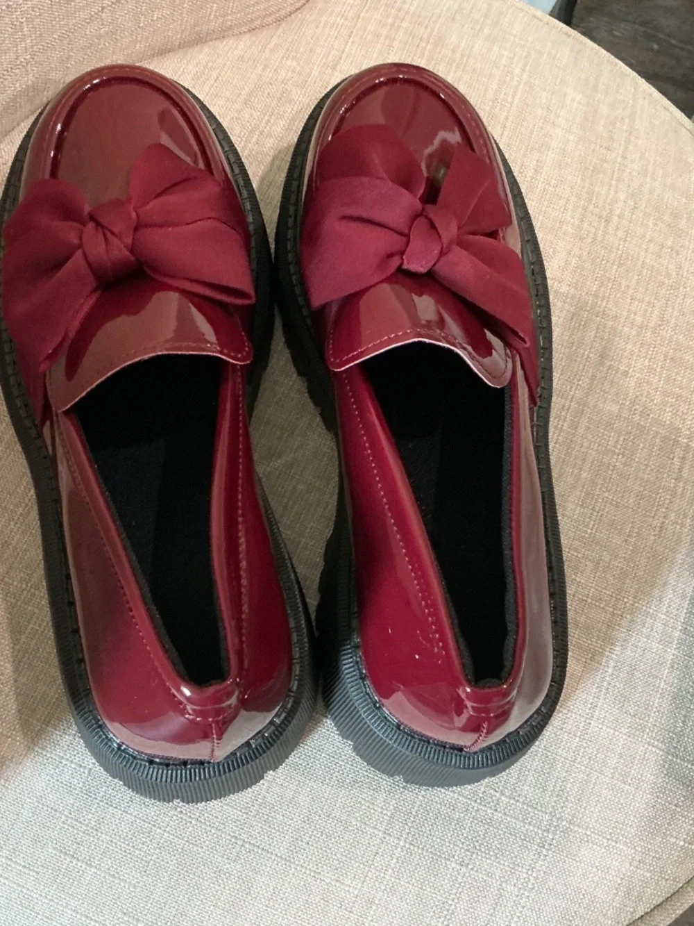 N/A stylish burgundy